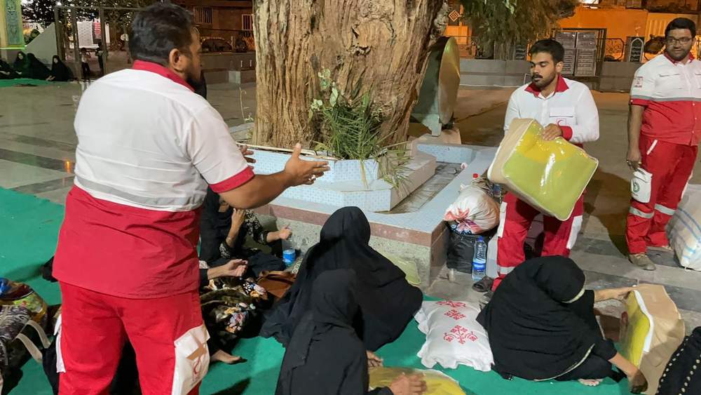 Red Crescent accommodates Pakistani nationals